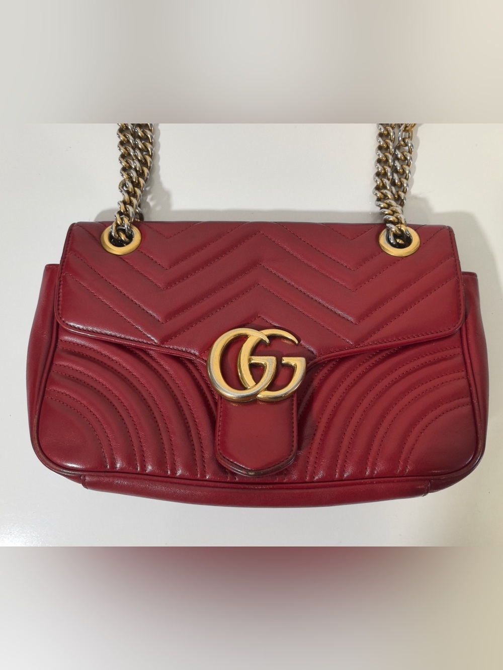 Pre-Owned Gucci Red Leather GG Marmont Medium Shoulder Bag 